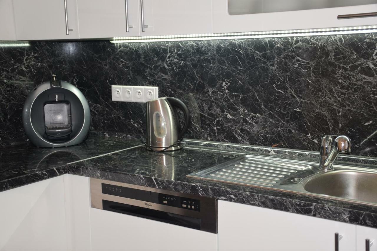 Tiva Downtown Apartments براغ المظهر الخارجي الصورة