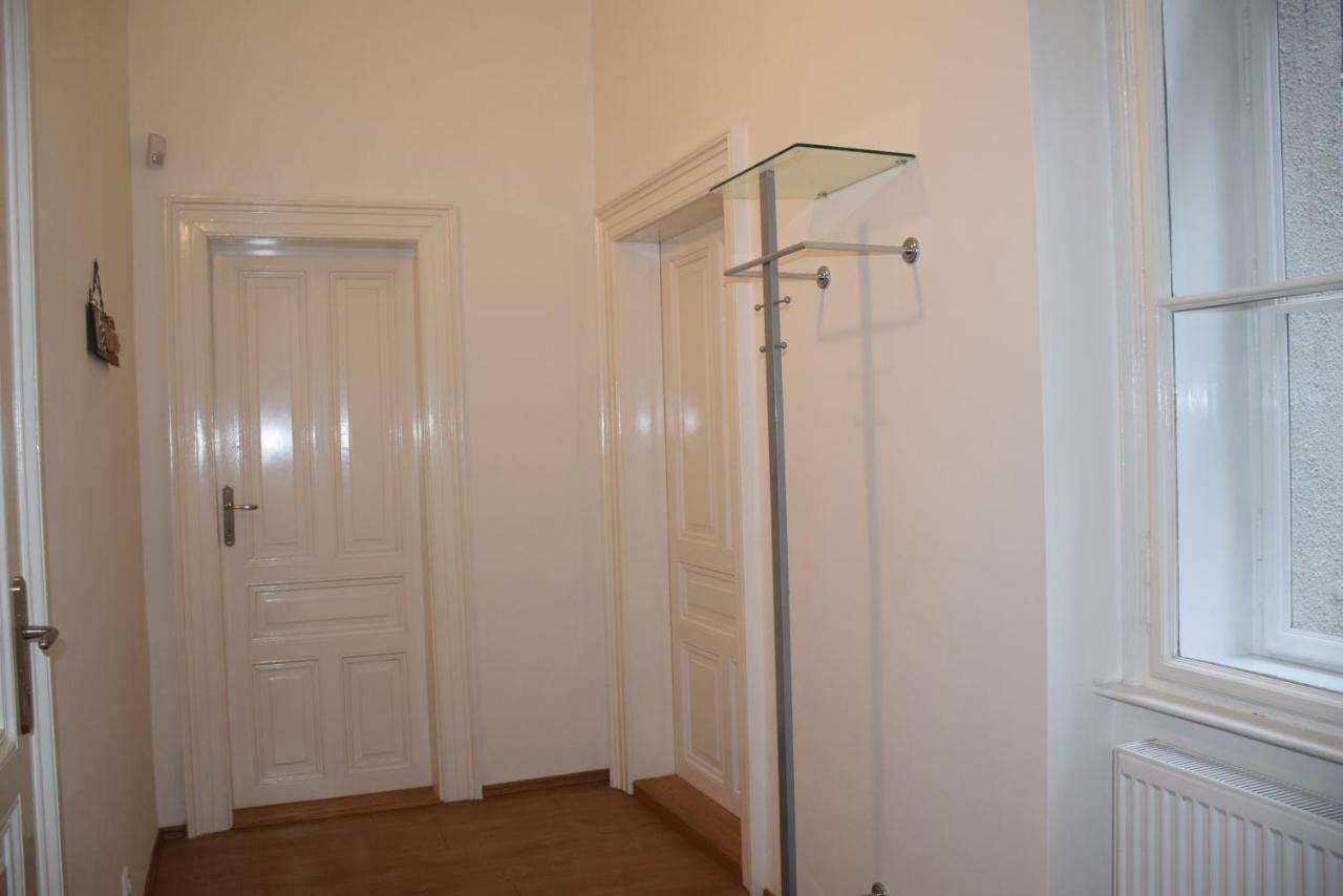 Tiva Downtown Apartments براغ المظهر الخارجي الصورة